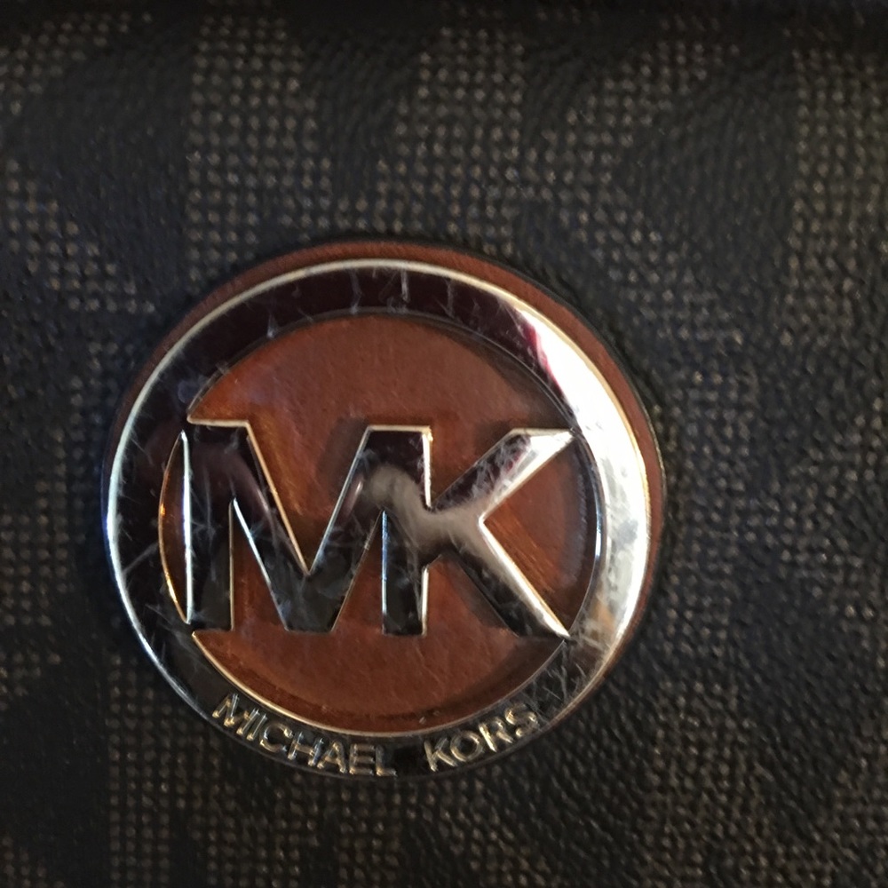 MK wallet great condition